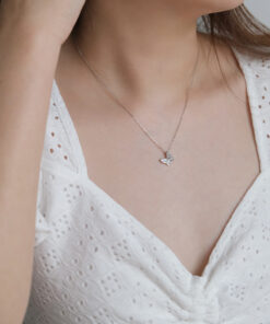 Dazzling Butterfly Necklace (Gold)